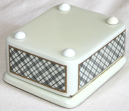 Loading, please wait