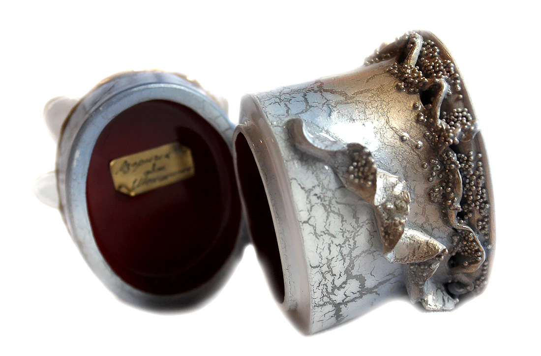 Loading, please wait